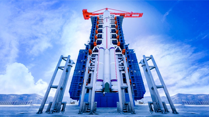 4-太阳集团城100t塔式起重机服务于太原卫星发射基地.jpg